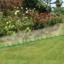 Flacher Sprinklerschlauch, Bewässerungsschlauch für den Garten, Sprühregner auf ganzer Schlauchlänge, inkl. 1/2“ Verbindungsadapter Schnellanschluß + Endstück, ca. 15 m, grün